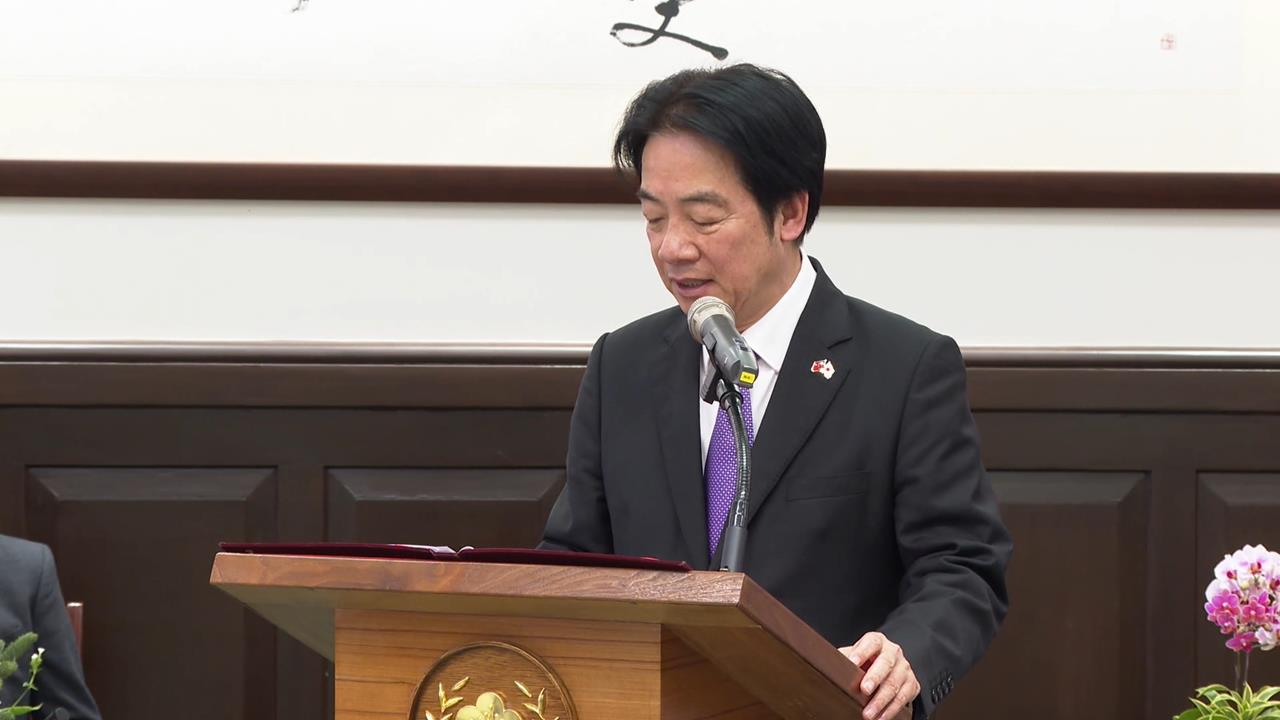 日本自民黨高層訪台拜會總統　中國跳腳　：　台灣不存在什麼總統