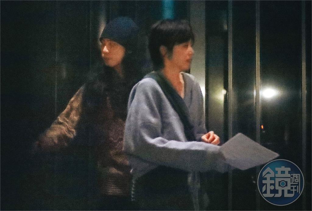 【王瞳新歡樂團男2】爸住院不忘關心王瞳感情事　她po文「同路人更是幸福」藏玄機