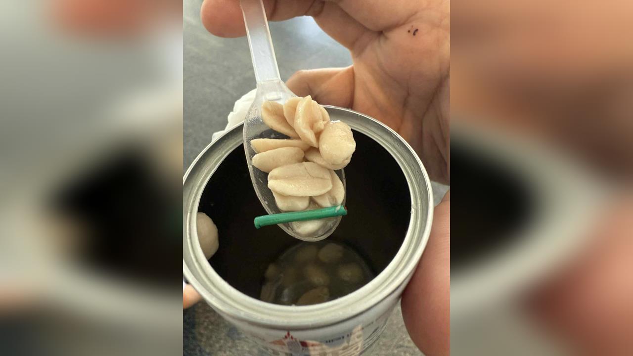 快新聞／機場販賣機驚現異物！花生牛奶藏「電線」　家長怒批：差點小孩吞下肚