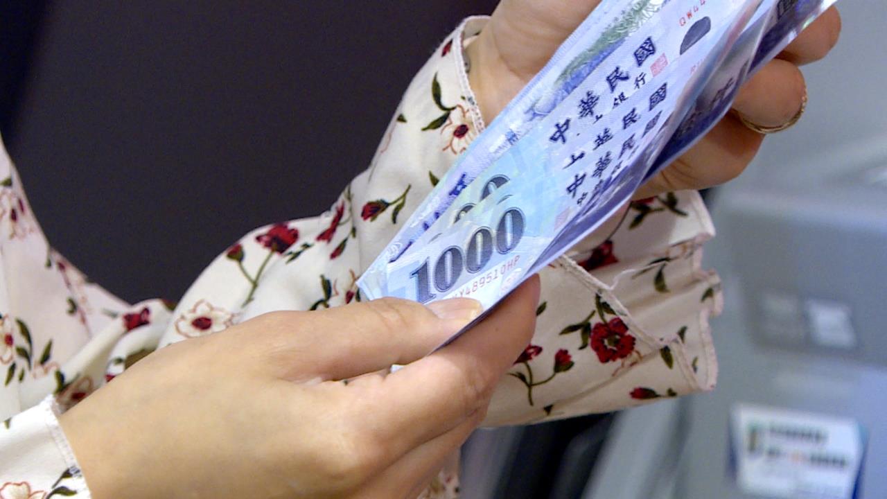 普發現金登記實測「不到50秒操作完畢」 首日逾百萬人登紀破紀錄