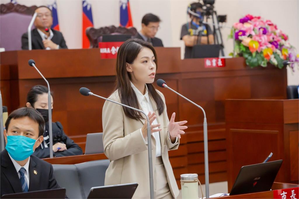 劉康彥稱竹市棒球場採樣土未送美　市府：去年8月已送檢「與5月相同」