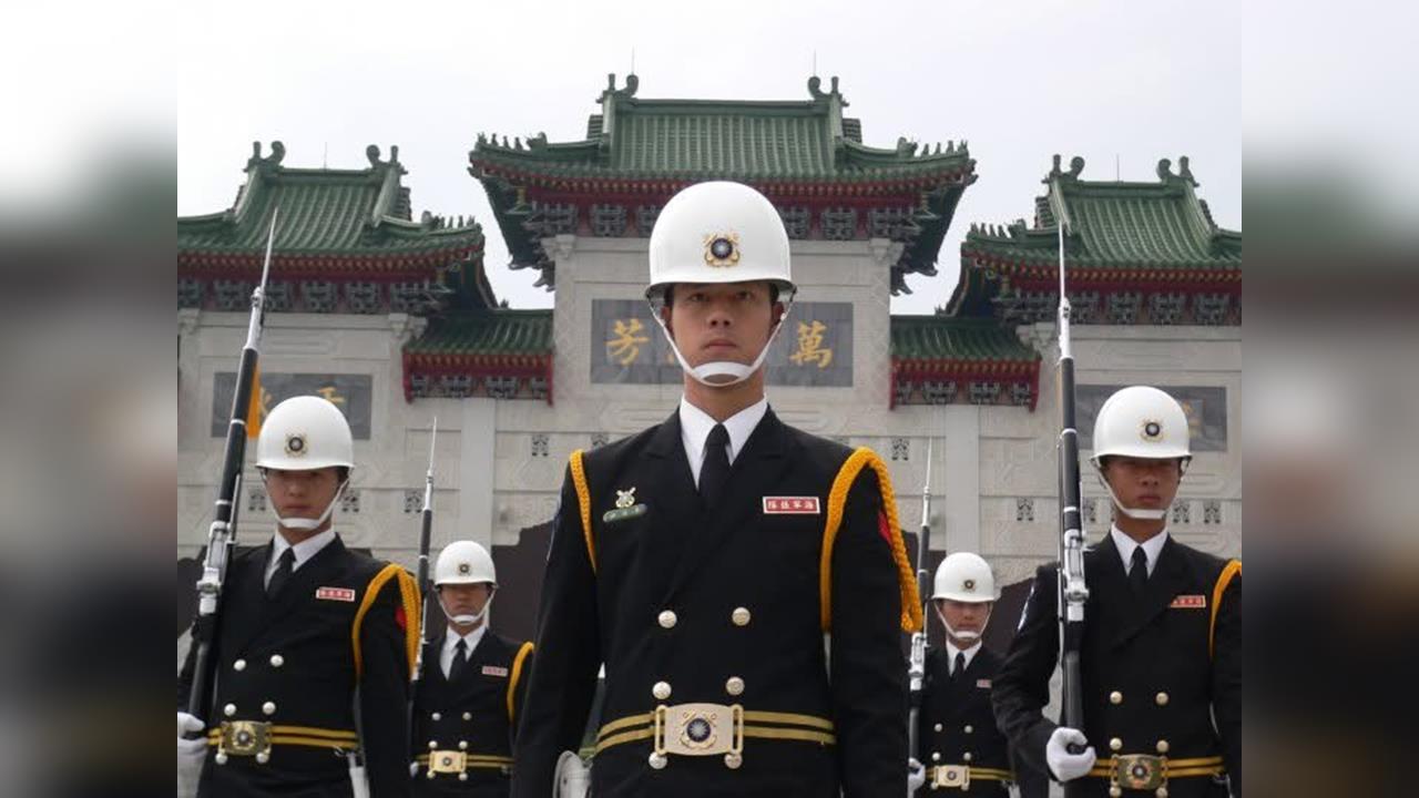 九三軍人節向國軍致敬　曾任海軍儀隊禮兵長 賴俊翰憶軍旅歲月：有你們台灣才能安心