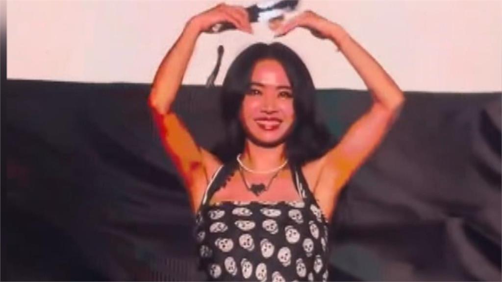 夢幻聯動！韓女團LE　SSERAFIM登台開唱　蔡依林驚喜現身觀眾席