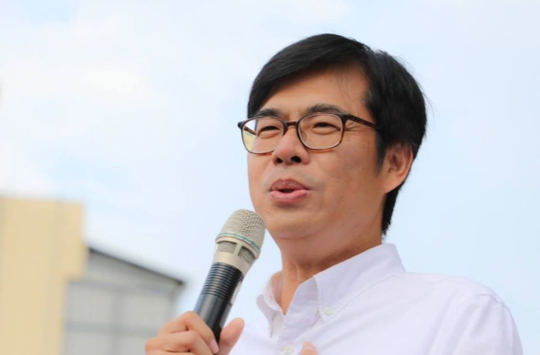 快新聞／陳其邁臉書致敬第一線醫護人員 既心疼又為台灣驕傲！