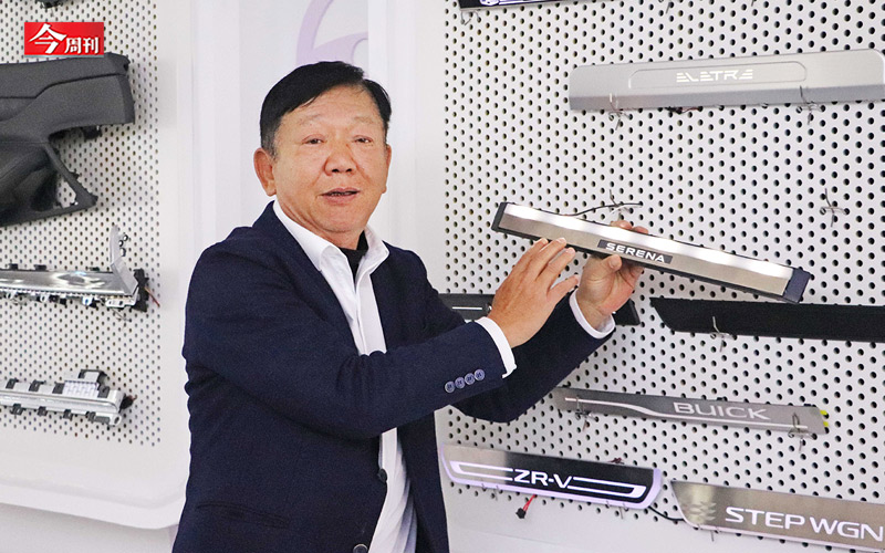 連賓士都向他取經！宜蘭黑手變車用燈飾大王  中國零件3年就沒利潤，要跑得更快