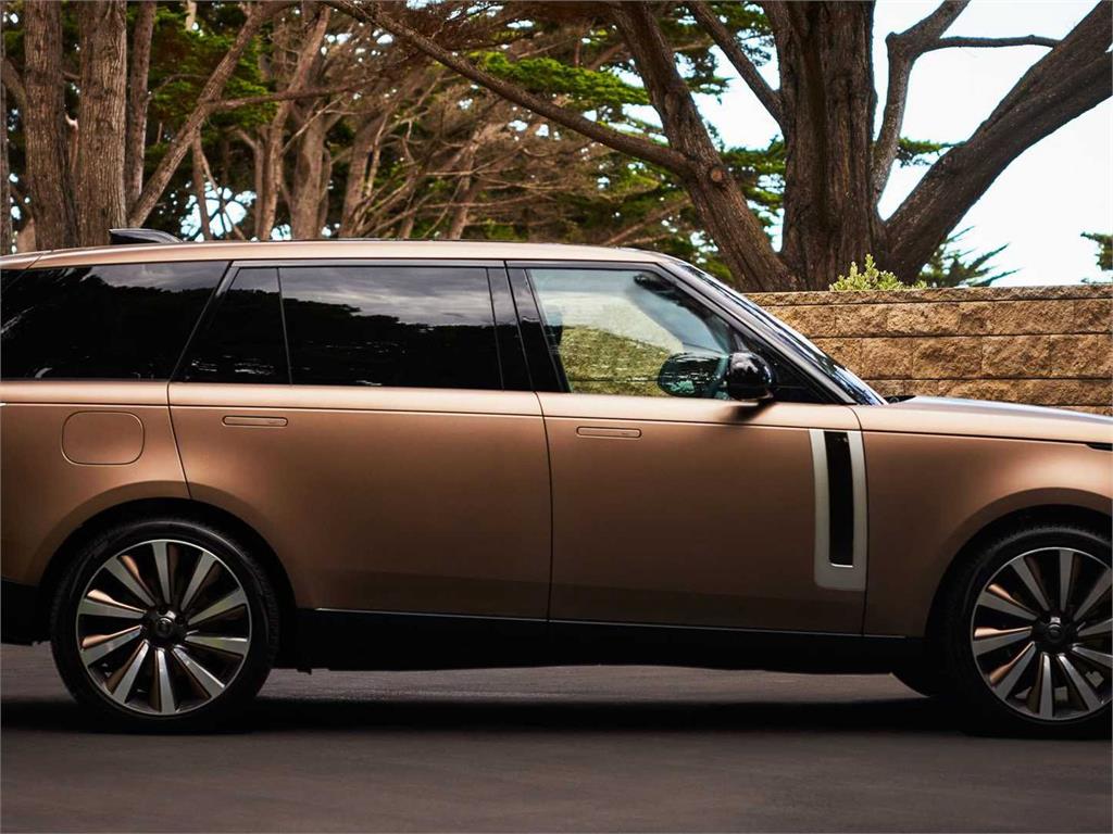 Land Rover發表限量17部的「2023 Range Rover SV Carmel Edition」