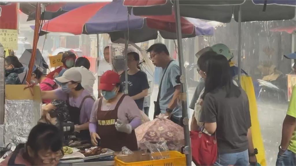 母親節適逢閏六月　為父母添壽！　屏東萬巒豬腳街買氣夯