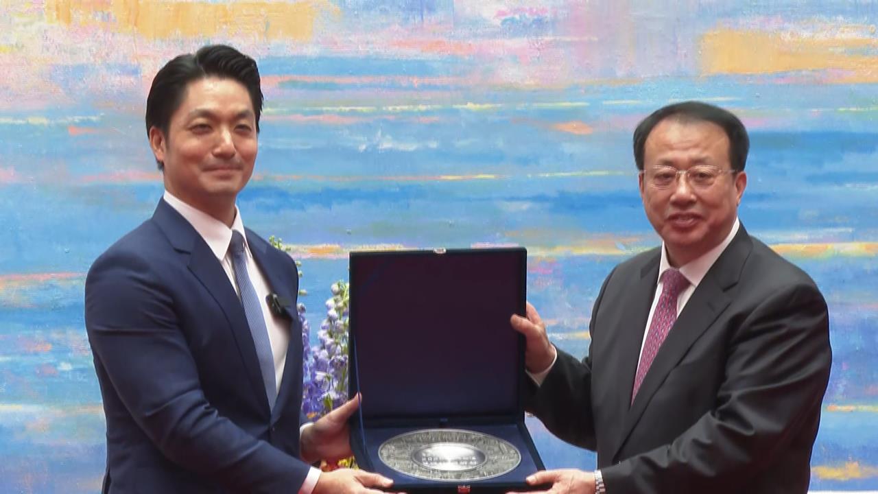 蔣萬安1日快閃上海雙城論壇　綠轟蔣「被吃豆腐悶不吭聲」