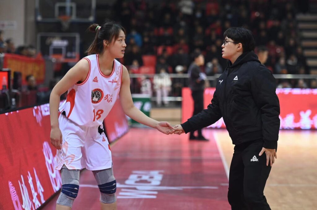 【WCBA】臨危授命掌兵符　魏于淳接任WCBA武漢隊總教練