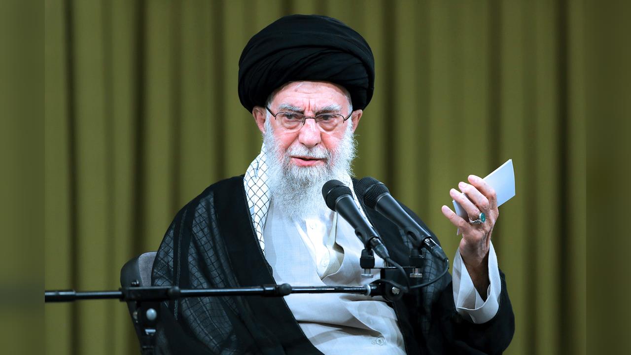 快新聞／伊朗匯率崩！1美元換140萬里爾　最高領袖哈米尼傳將逃往莫斯科