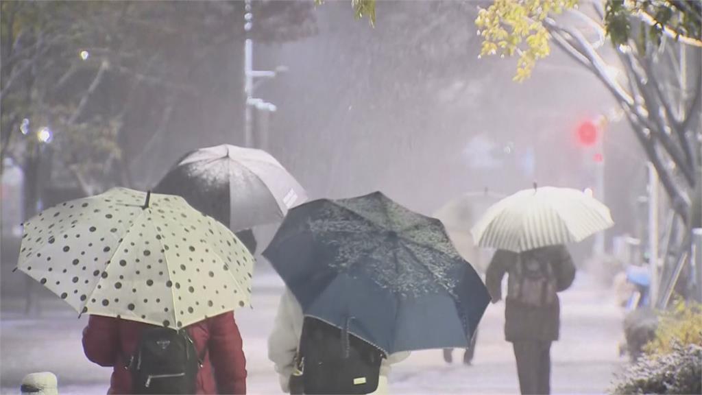 首爾降雪破紀錄！市民驚「前幾天還穿短袖」　當局發布二級警戒