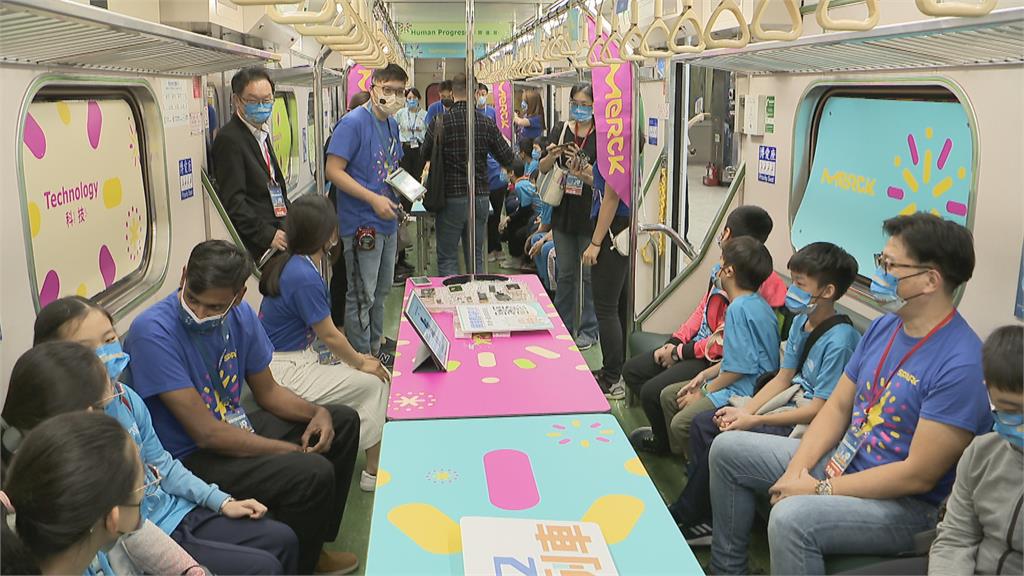 火車上體驗科學實驗活動　台灣科普環島列車正式啟航