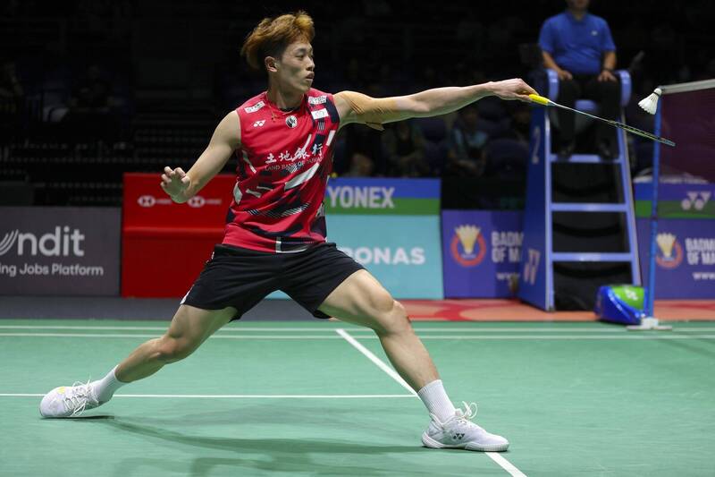 羽球／直落二擊退巴黎奧運銀牌！「左手重砲」林俊易拚瑞士賽衛冕