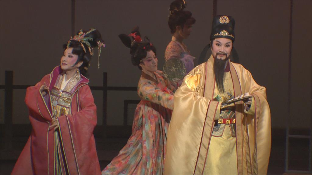 唐美雲重現30年前經典劇作　「天鵝宴」耶誕登台