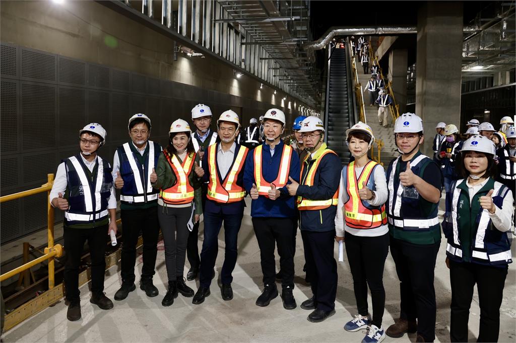 出席立院考察臺南鐵路地下化工程 黃偉哲：115年通車目標