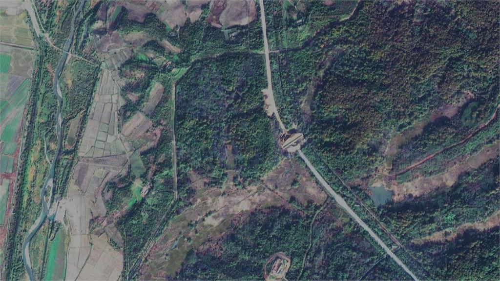 美國衛星照片曝光　北朝鮮挖築兩處大型壕溝