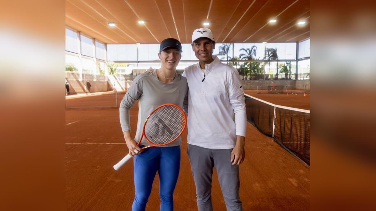 網球／「蠻牛」納達爾親自出手！前球后史薇泰克直指法網冠軍重返榮耀