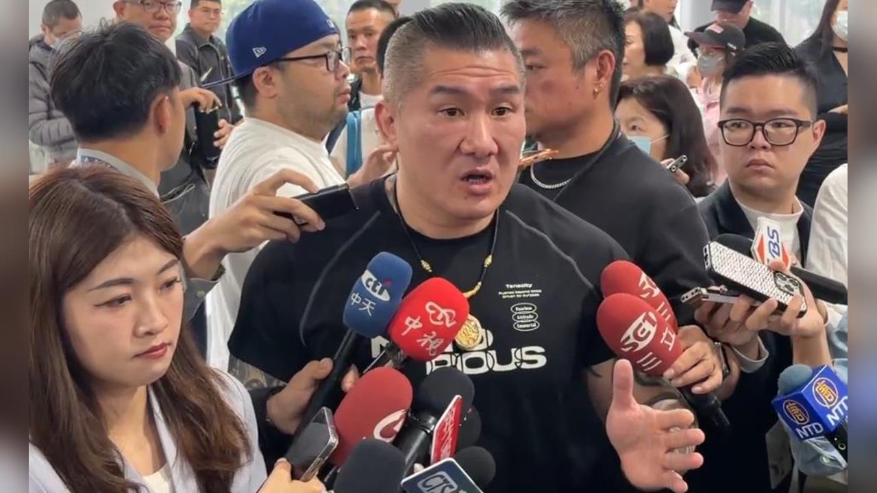 柯文哲宣判/館長崩潰!怒喊「用210萬判刑很誇張」:政治人物誰沒拿政治獻金