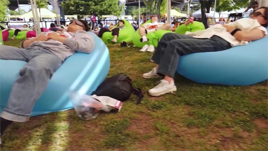 準備好你的枕頭　南韓「睡午覺大賽」最熟睡者奪冠