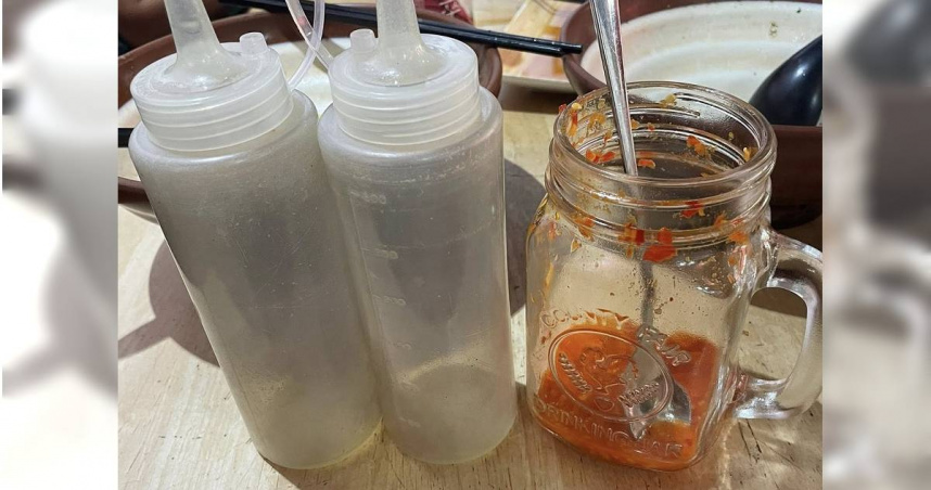 她買2份麵竟自備「容量1斤袋」裝光3罐醬料　店家傻眼：真的很氣