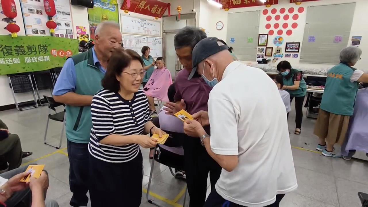 民進黨澎湖選戰！陳光復摔傷昏迷　妻吳淑瑾「代夫出征」拚縣長
