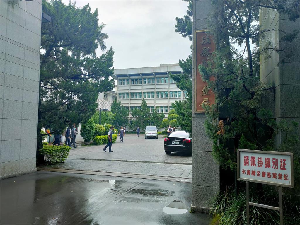 調查局證實有國人領中國身份證　將函請內政部註銷戶籍