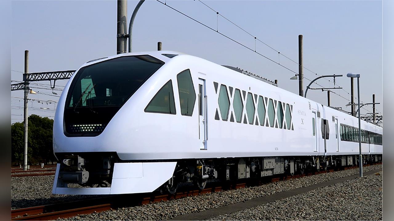 日本東武鐵道特急列車　撞施工工人釀4死