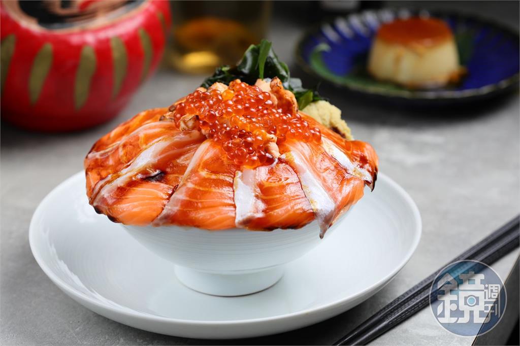 【跨年深夜食堂1】凌晨3點也能吃到爆走鮭魚丼！「潮三文海鮮株式會社」主推鮭魚創意料理　玉子燒滑嫩超涮