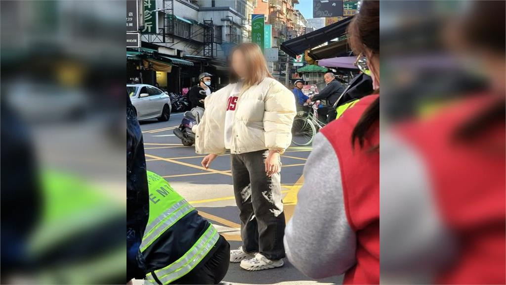 人間天使！正妹護理師巧遇7旬翁路倒　秒下車幫CPR急救