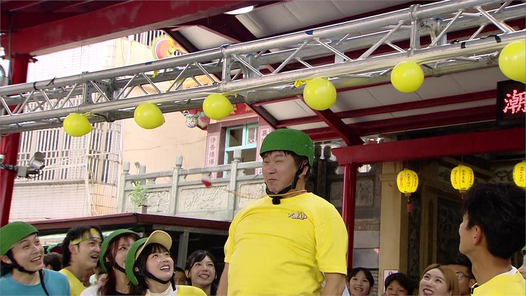 《綜藝大集合》胡瓜跳高破氣球居然超乎常人! 偷用墊子被抓包心虛否認