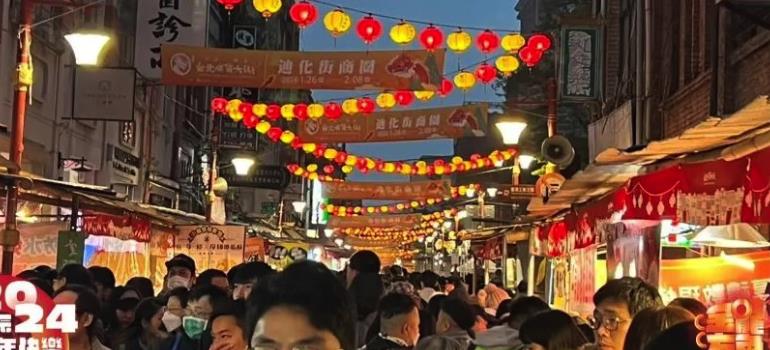 快新聞／30年來首度！迪化街年貨大街明起「禁菸」違者最高罰1萬　實施範圍曝光