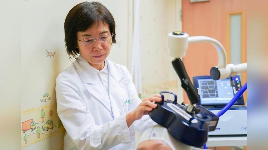 乳癌化療引周邊神經病變！「重複性經顱磁刺激術（rTMS）」成抗痛新選擇