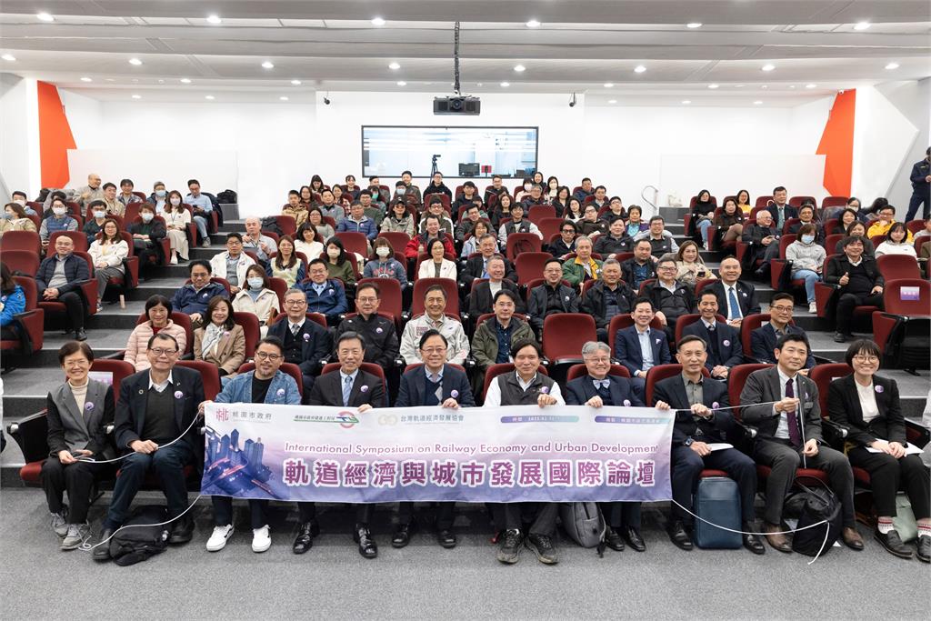 借鏡日本軌道經濟經驗！　台灣軌道經濟發展協會組團赴日考察