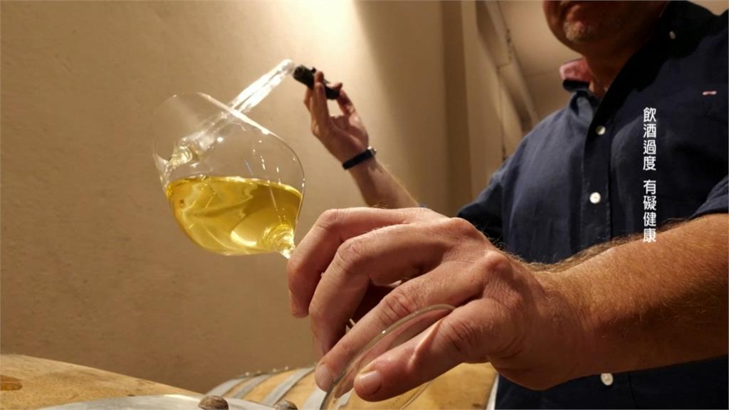 武漢肺炎疫情重創法國香檳業 嚴重滯銷、囤貨10億瓶！