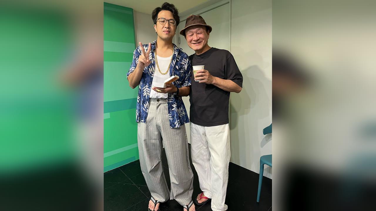 快新聞／沈伯洋和金馬影帝相見歡！2人穿拖鞋共進早餐　他喊：默默祝福