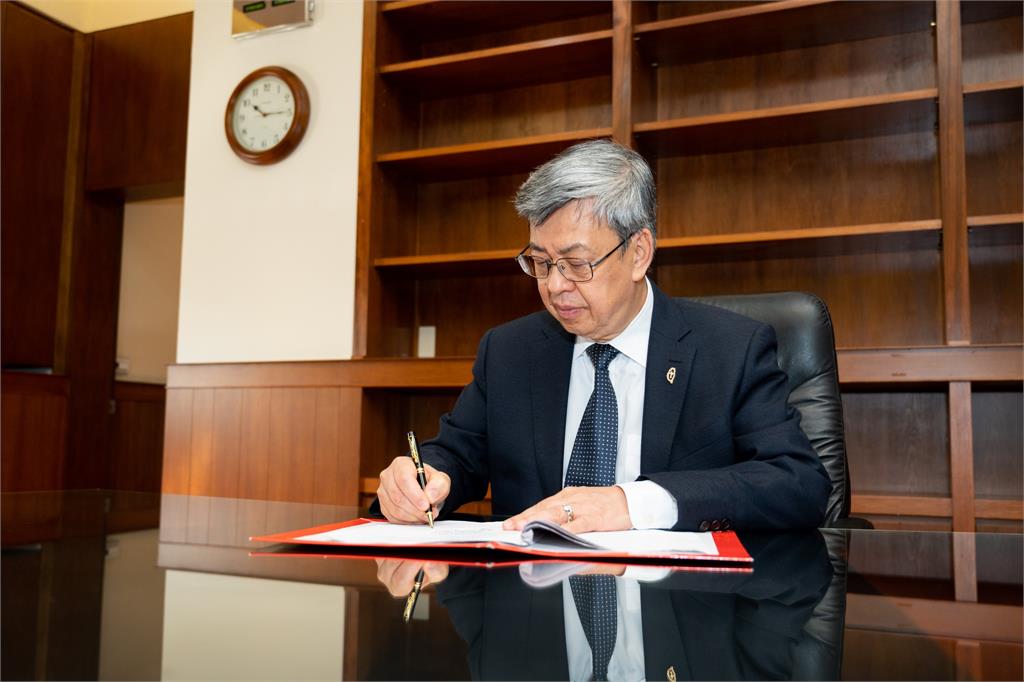 陳建仁頻遭國民黨攻擊　陳宗彥列事蹟喊「不公平」：用實際貢獻來檢視才正當