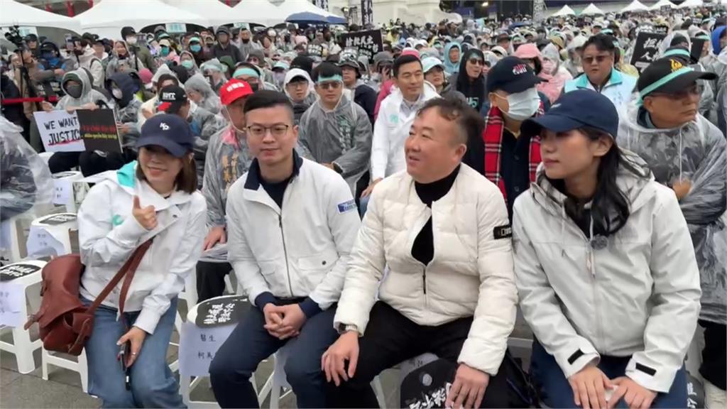 尷尬! 小草一片靜默 謝龍介:若阿北有犯罪要給他一槍斃命