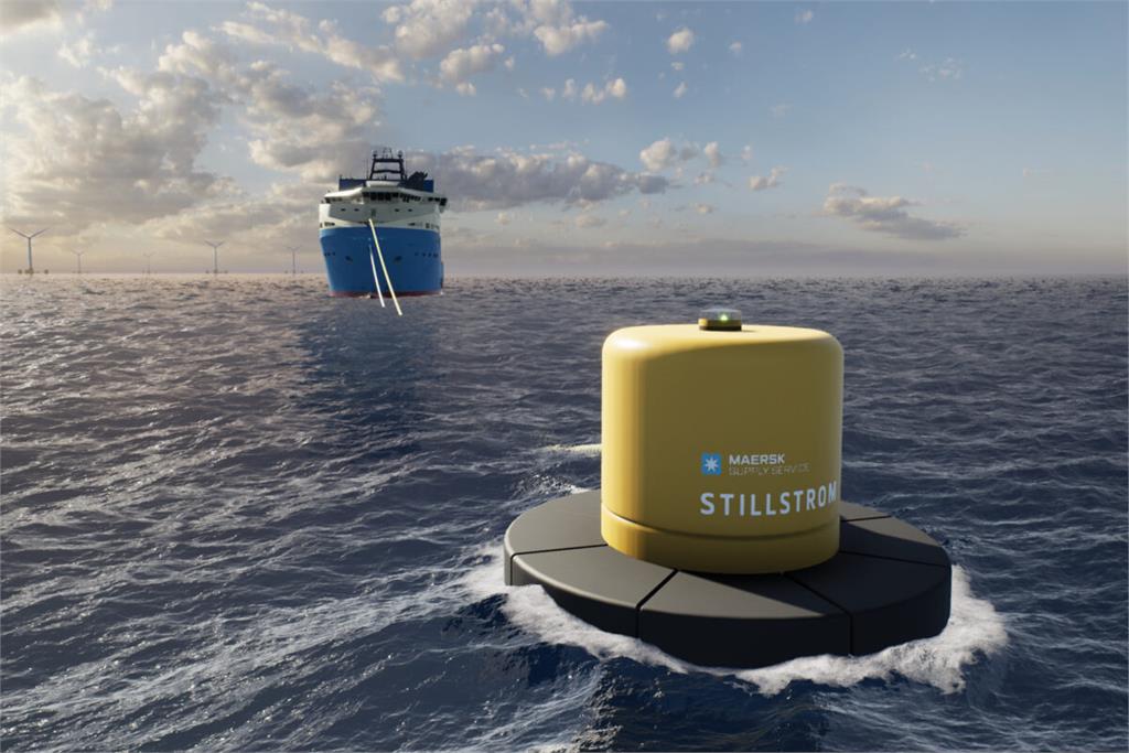 減少閒置船隻碳排放！貨櫃航運公司馬士基攜手沃旭能源打造「海上充電站」