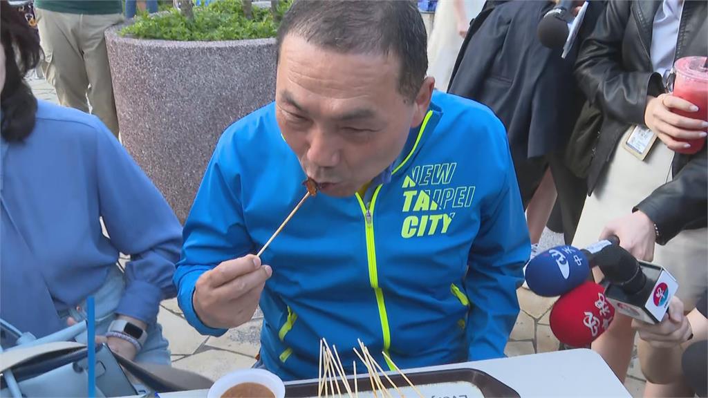 快新聞/訪星閃躲記者追問2024選總統 侯友宜妙答「我要吃沙嗲」