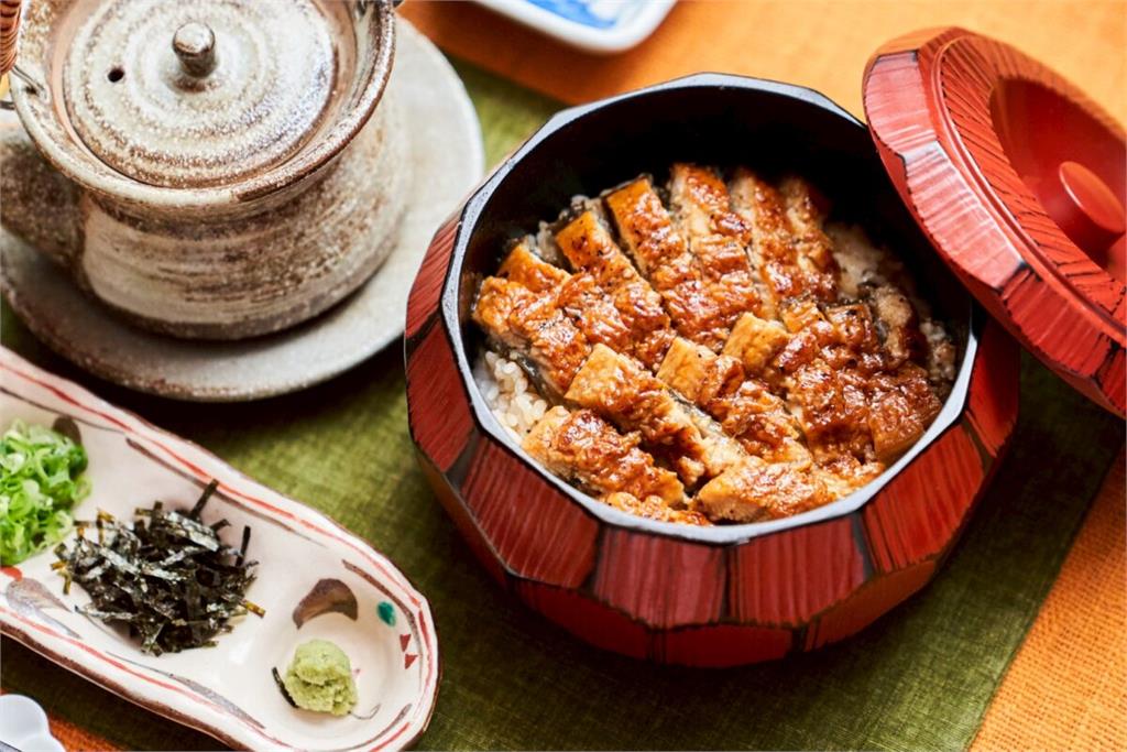 日圓狂貶不出國也奢食 莞固和食鰻魚御膳掀在地補氣熱潮