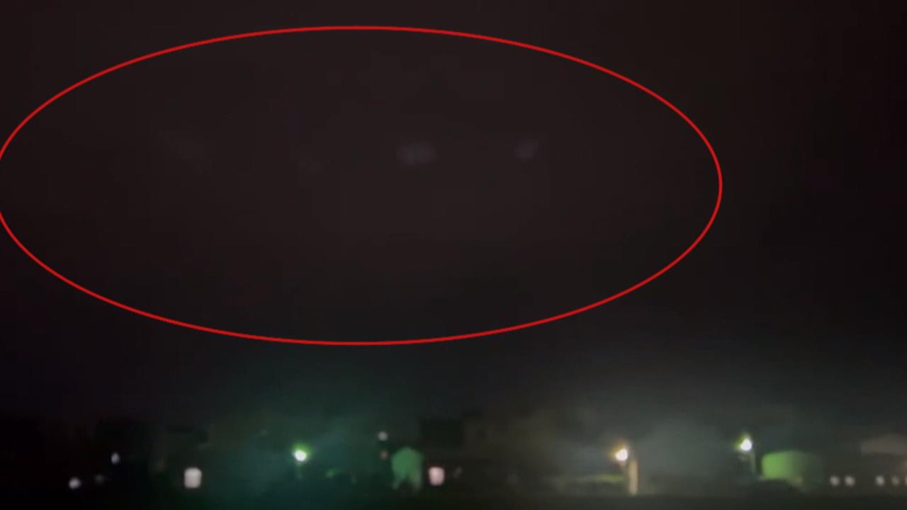 有幽浮？彰化夜空現神秘光束！　彰化縣府揭真相