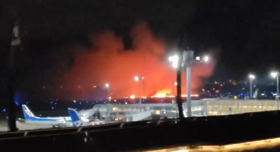 快新聞／羽田機場飛機相撞起火！海保機5死、機長重傷　日航客機14傷