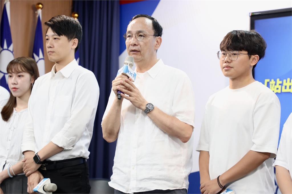 快新聞／黃國昌曝柯文哲收到投票通知單　朱立倫：辦藍不辦綠是司法之恥
