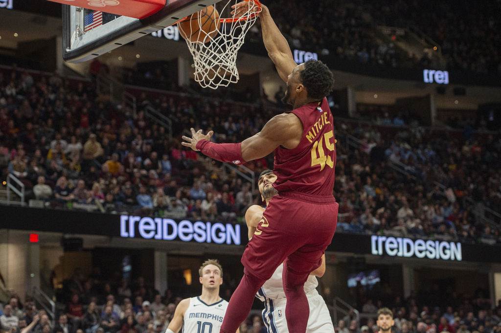 NBA(影)／騎士灰熊比賽爆發激烈衝突　連警衛都衝上來解圍