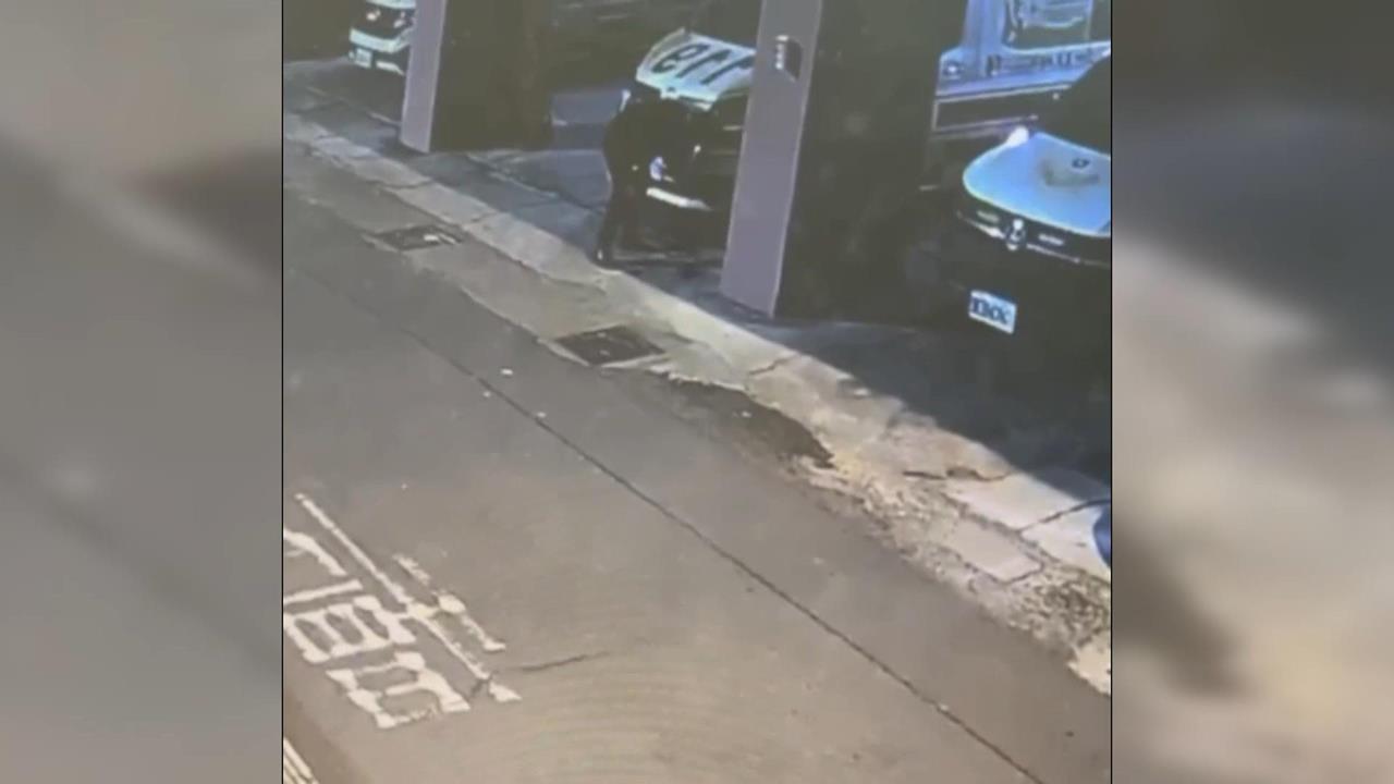 高雄議員曝救護車遭裝追蹤器　1殯葬業男涉案被捕