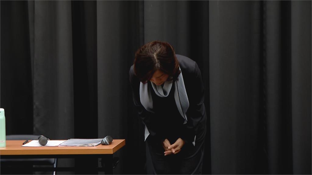 快新聞／勞動部公務員輕生案調查結果出爐　何佩珊鞠躬道歉：謝宜容調離北分署