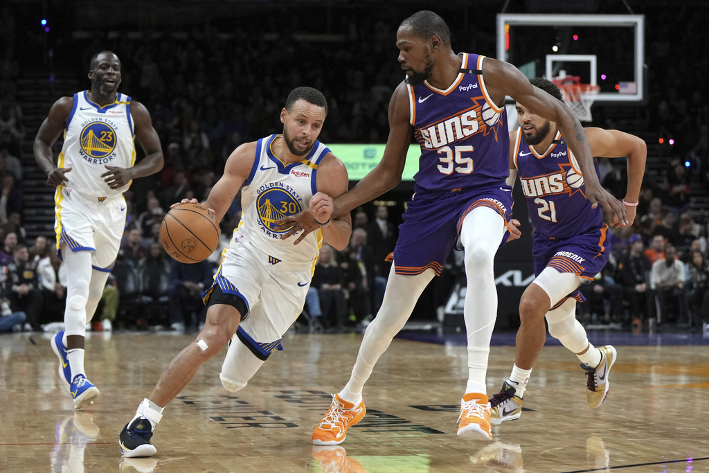 NBA(影)／柯瑞回歸完成生涯24000分里程碑！勇士不敵太陽苦吞四連敗