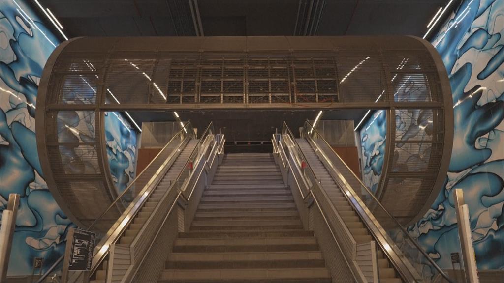 地鐵站化身美術館　建築家.藝術家聯手打造藝術殿堂