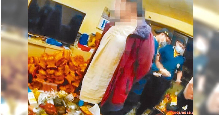 高雄女宮主討20萬持「鐵鎚木棒痛毆」信徒丟包公園致死 判9年半定讞