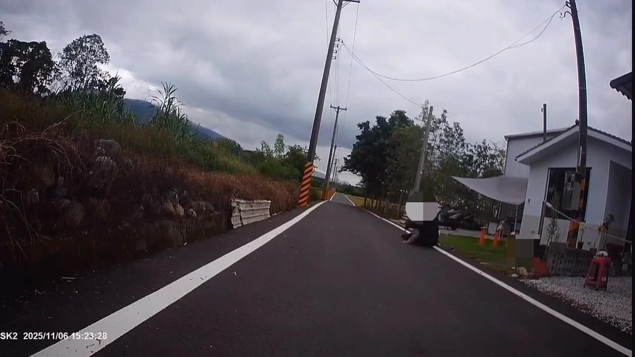 騎士拒檢又持刀襲警一定有鬼 果然是「這身分」竟還劫車逃